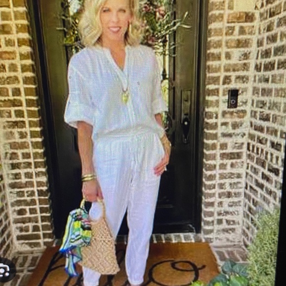 Chic CAbi Getaway gauze pants - Picture 11 of 12